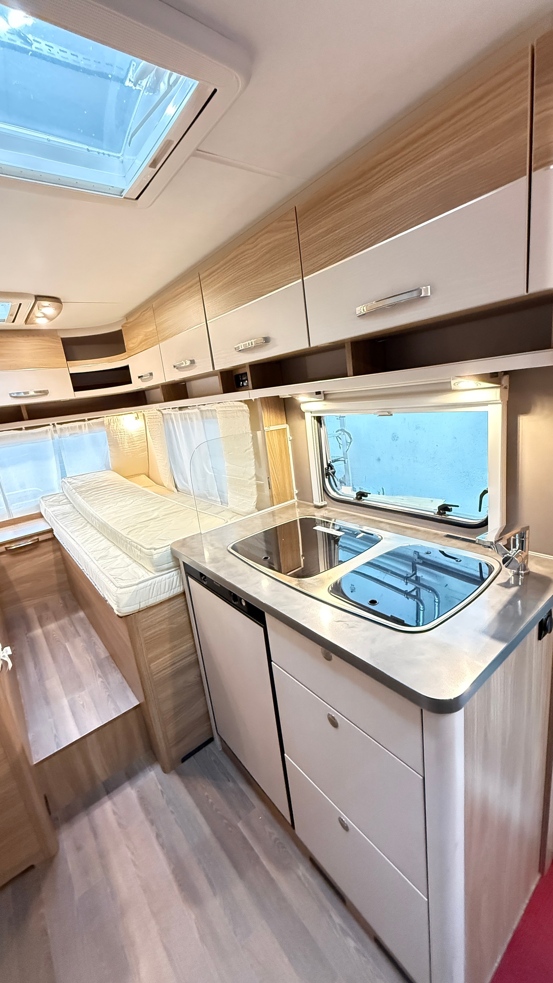BÜRSTNER Premio 490 TL – Modell 2017 – Frisch ab MFK und Gasprüfung-image-3