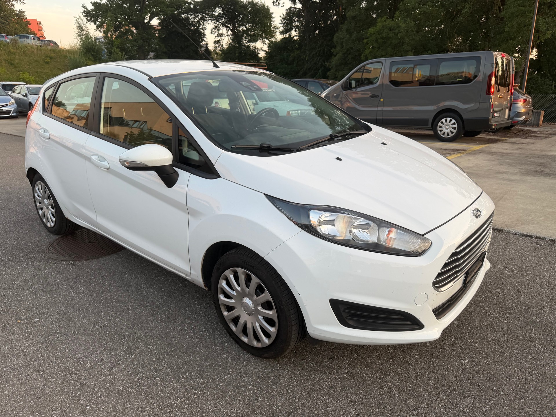 FORD Fiesta 1.0 SCTi Trend-image-1