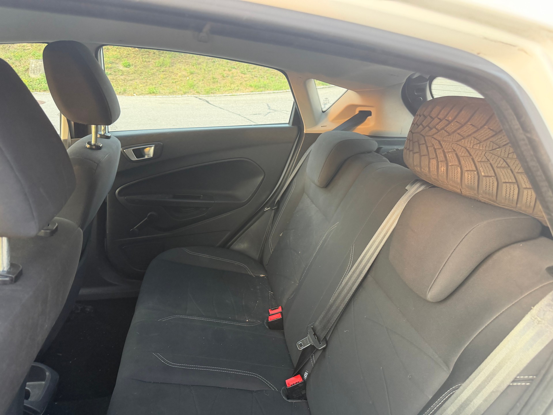 FORD Fiesta 1.0 SCTi Trend-image-6