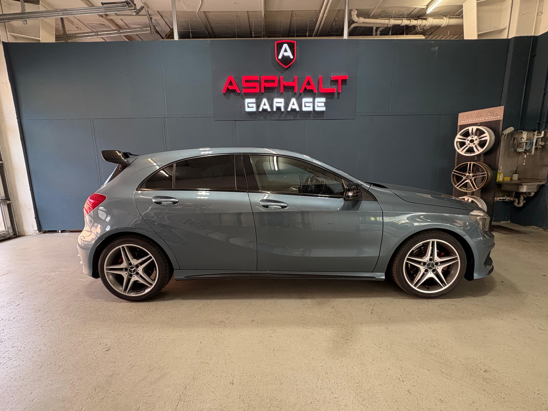 MERCEDES-BENZ A 250 Sport 4Matic 7G-DCT-image-3