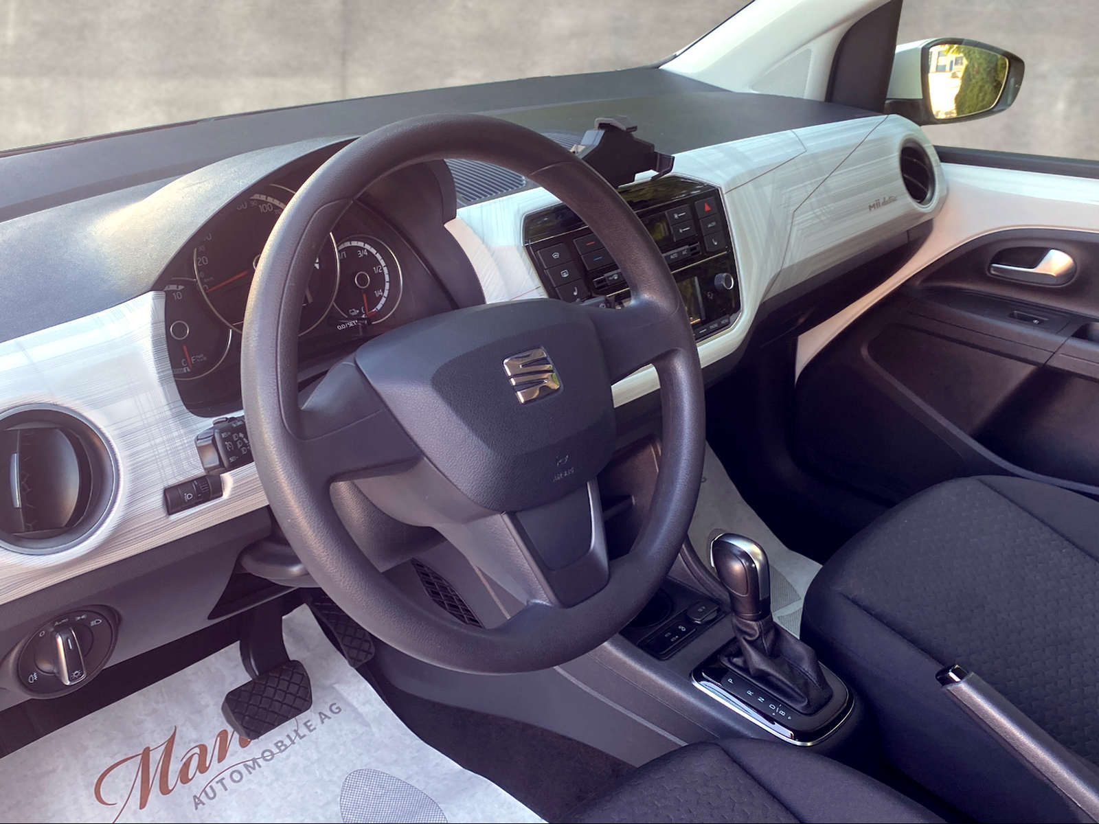 SEAT Mii 83PS electric Automat **Modell 2022**-image-6