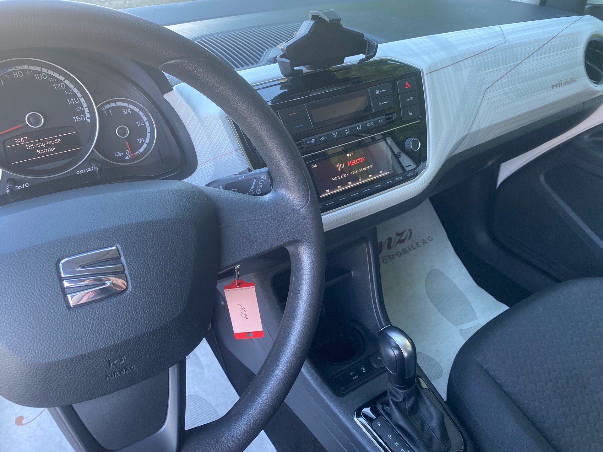 SEAT Mii 83PS electric Automat **Modell 2022**-image-12
