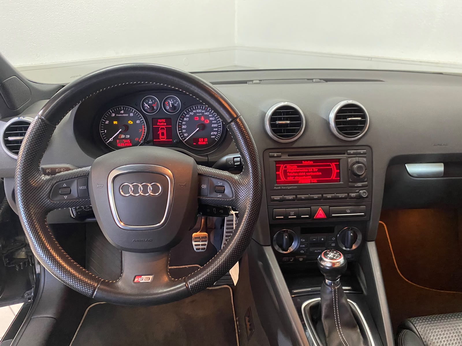 AUDI S3 2.0 Turbo FSI quattro-image-6