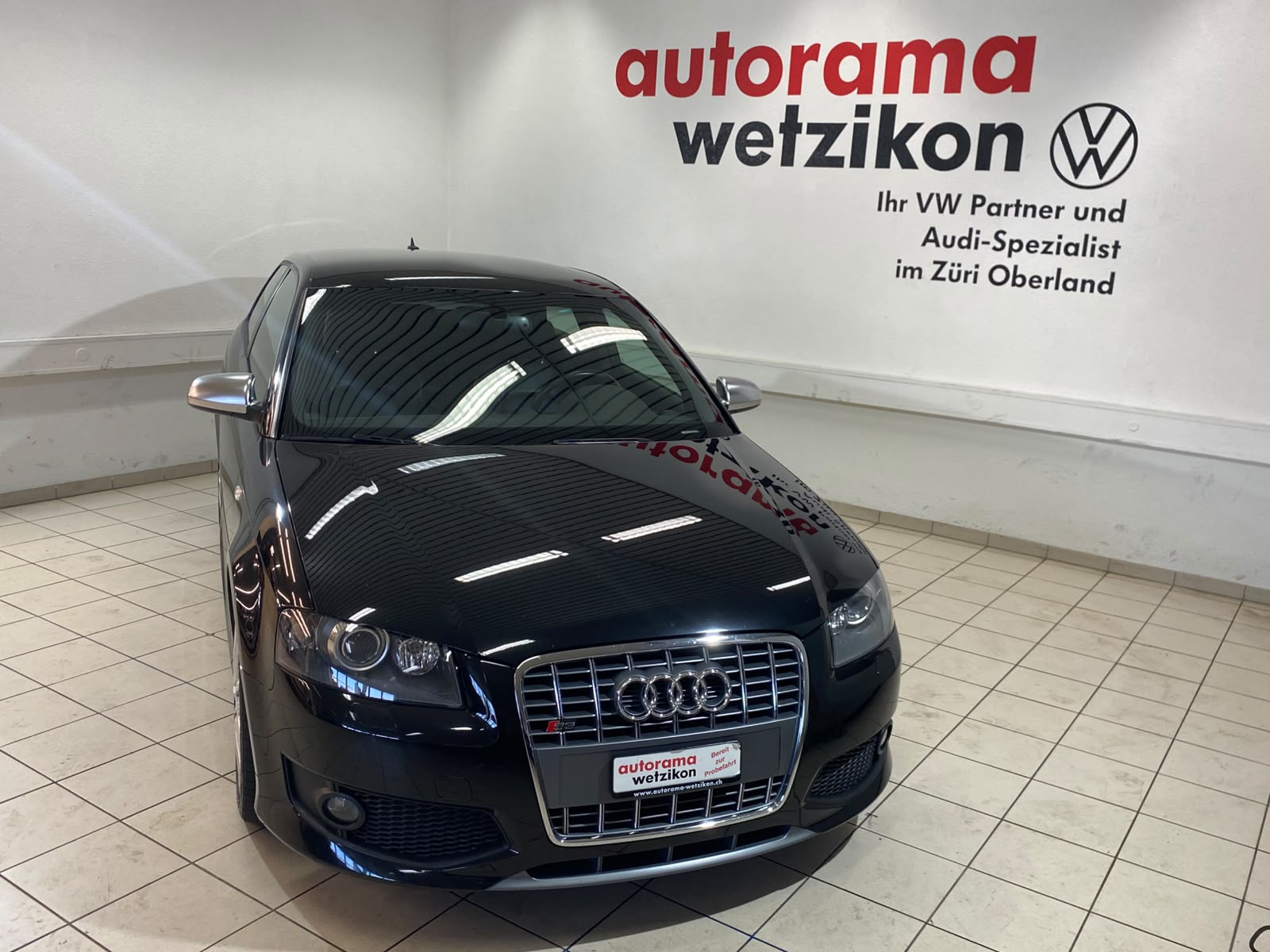 AUDI S3 2.0 Turbo FSI quattro-image-1