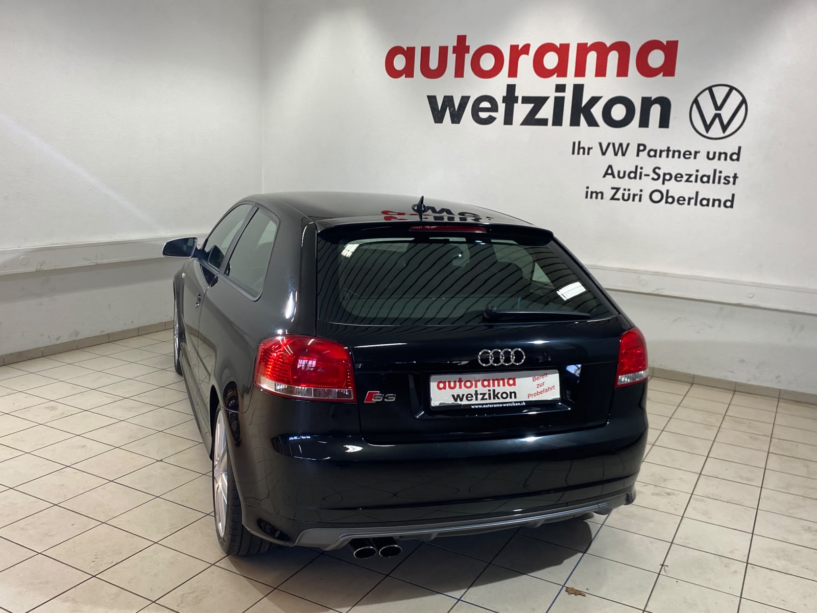 AUDI S3 2.0 Turbo FSI quattro-image-3