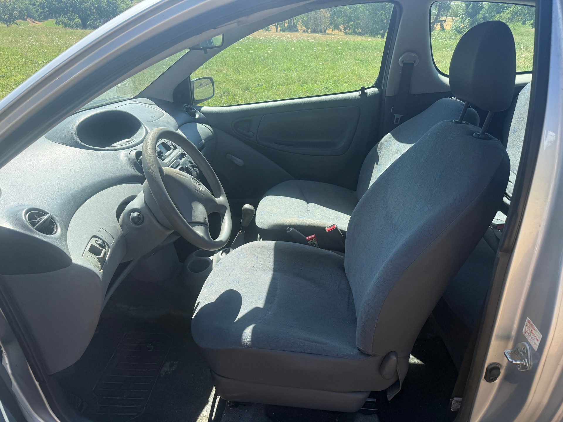 TOYOTA Yaris 1.0 Linea Luna-image-8