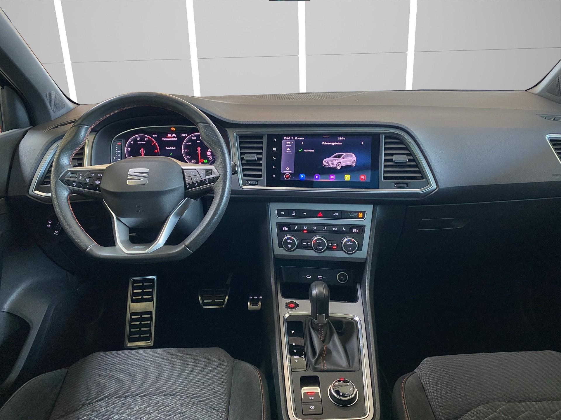 SEAT Ateca 2.0 TSI Hola FR 4Drive DSG-image-12