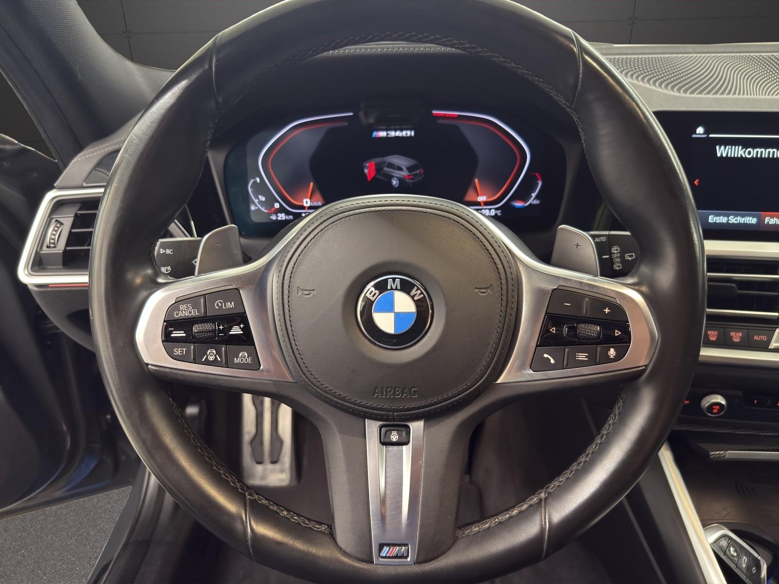 BMW M340i xDrive Touring-image-12