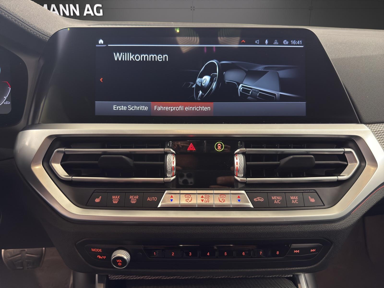 BMW M340i xDrive Touring-image-17