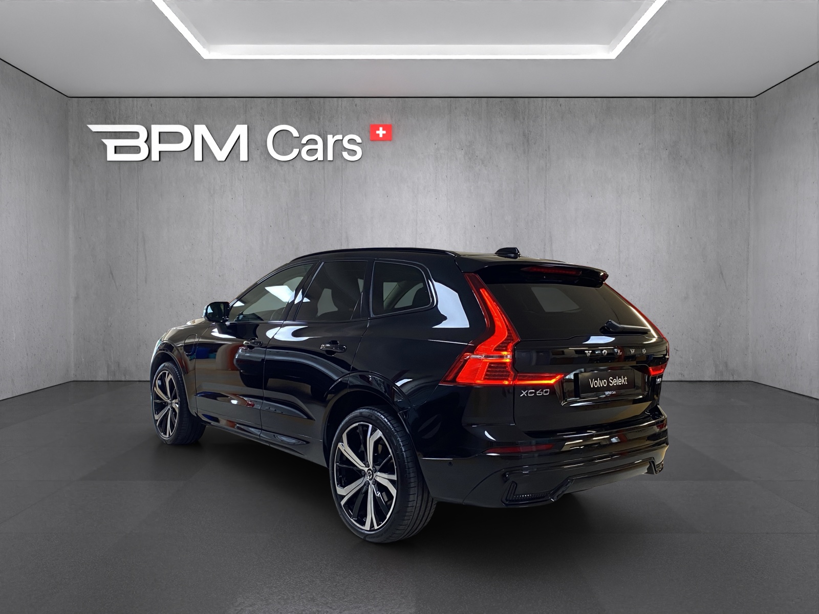 VOLVO XC60 T6 eAWD PluginHybrid Xcentric Geartronic-image-5