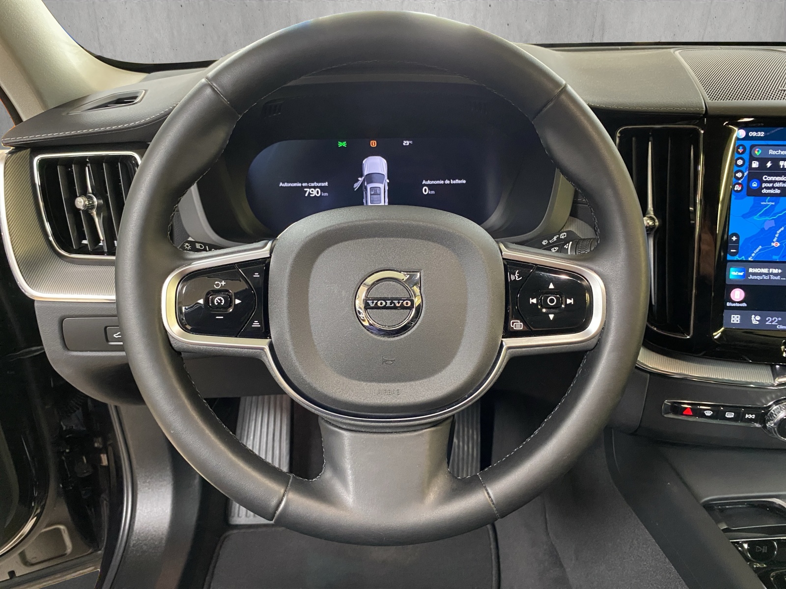 VOLVO XC60 T6 eAWD PluginHybrid Xcentric Geartronic-image-9