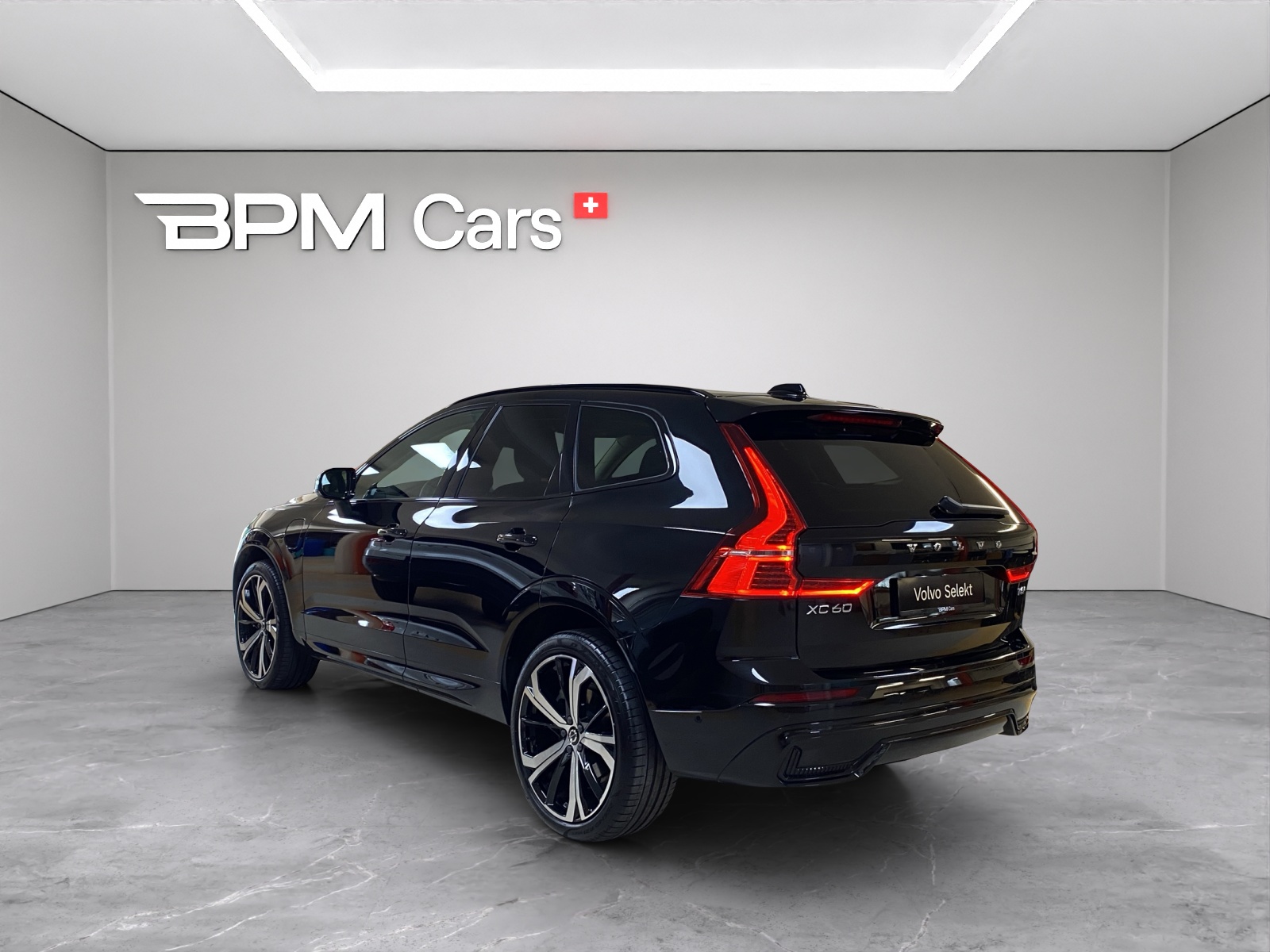 VOLVO XC60 T6 eAWD PluginHybrid Xcentric Geartronic-showroom-element-2