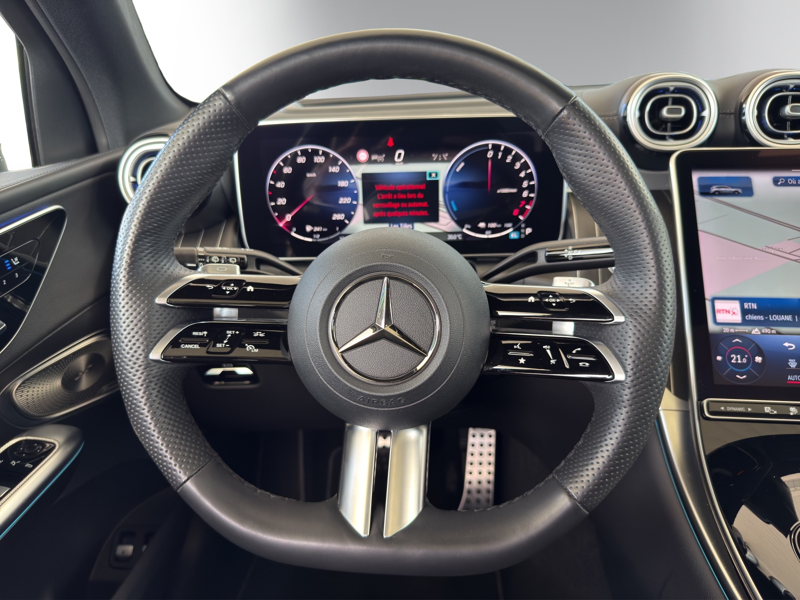 MERCEDES-BENZ GLC 400 e 4M 9G-Tronic-image-12