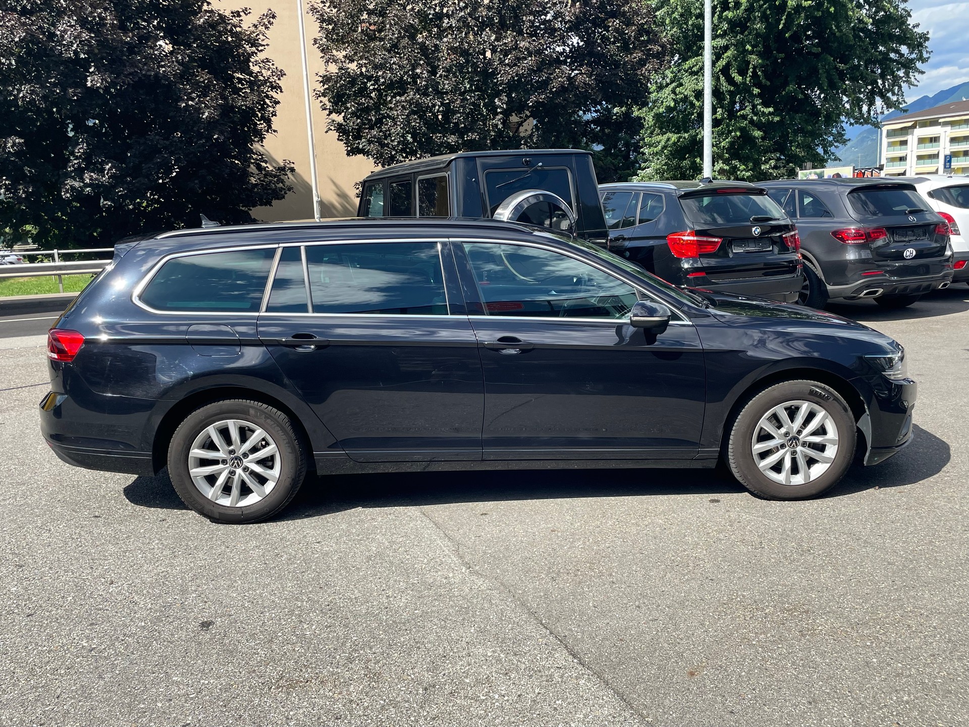 VW Passat 2.0 TDI BMT Business DSG-image-9