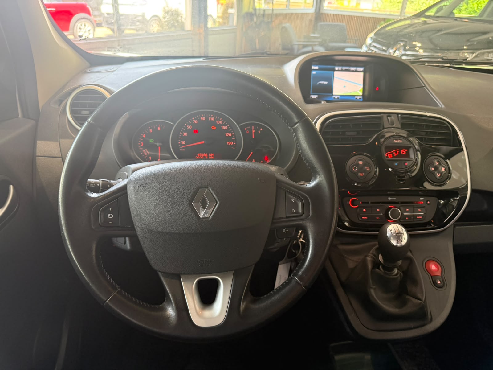 RENAULT Kangoo 1.5 dCi Zen+-image-12