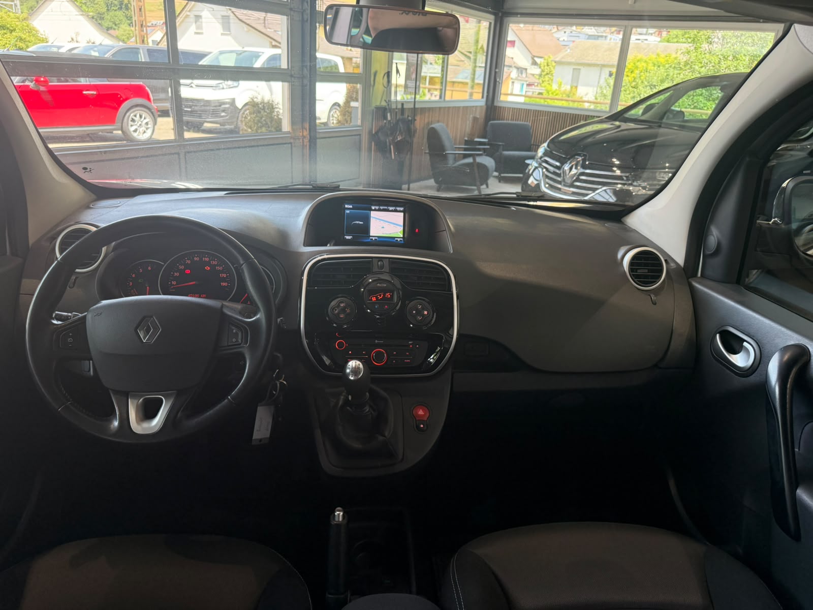 RENAULT Kangoo 1.5 dCi Zen+-image-11