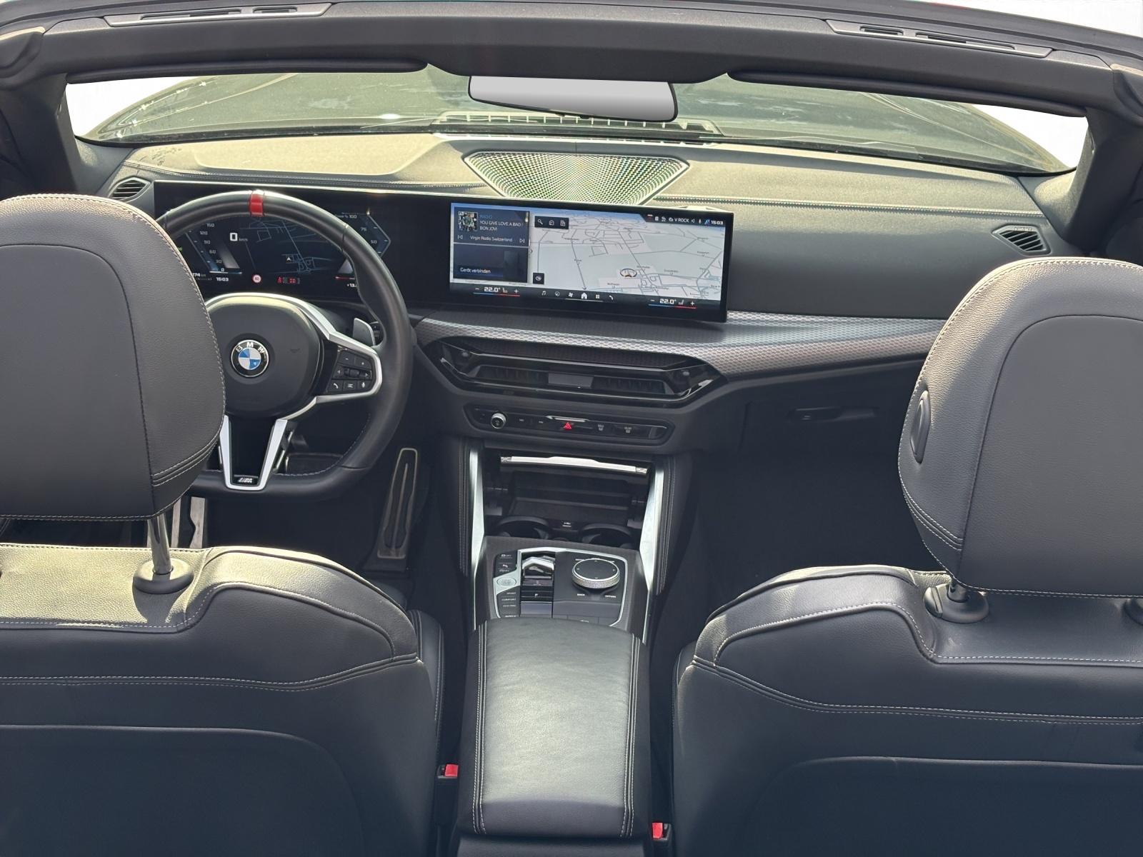 BMW M440i xDrive Cabrio-image-14