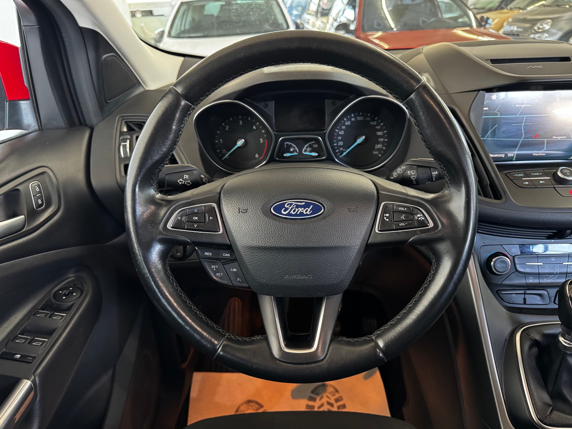 FORD Kuga 2.0 TDCi Trend+ 4WD-image-17