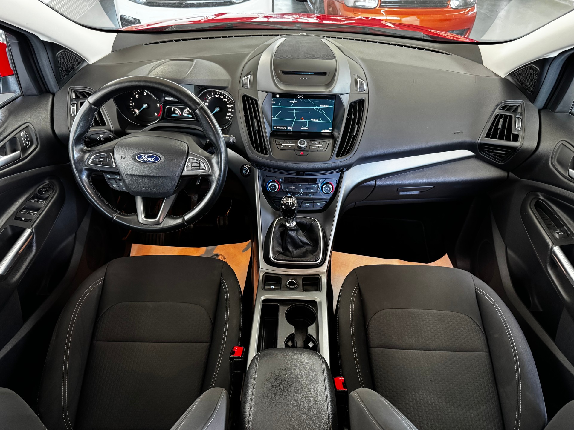 FORD Kuga 2.0 TDCi Trend+ 4WD-image-15