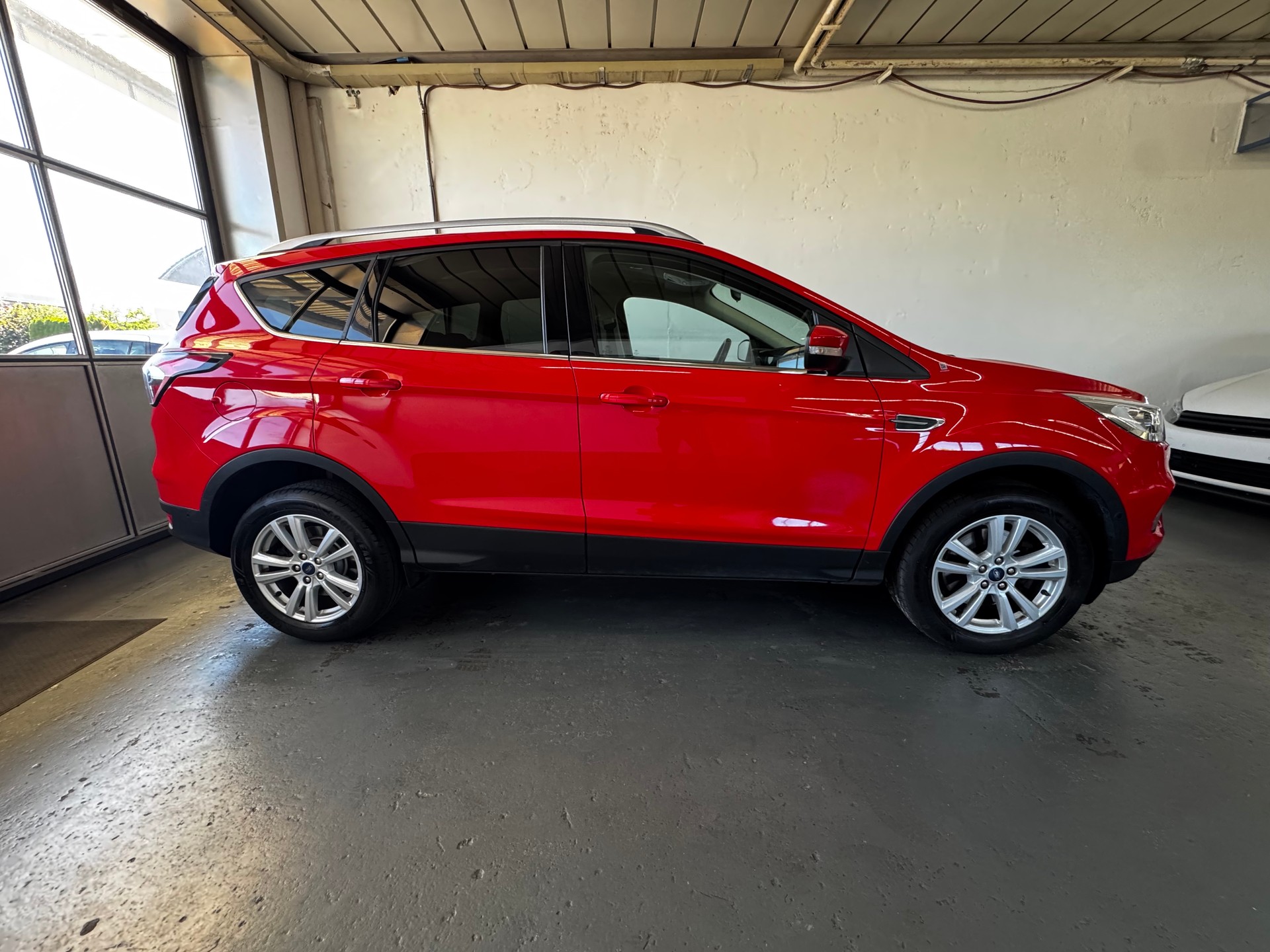 FORD Kuga 2.0 TDCi Trend+ 4WD-image-7