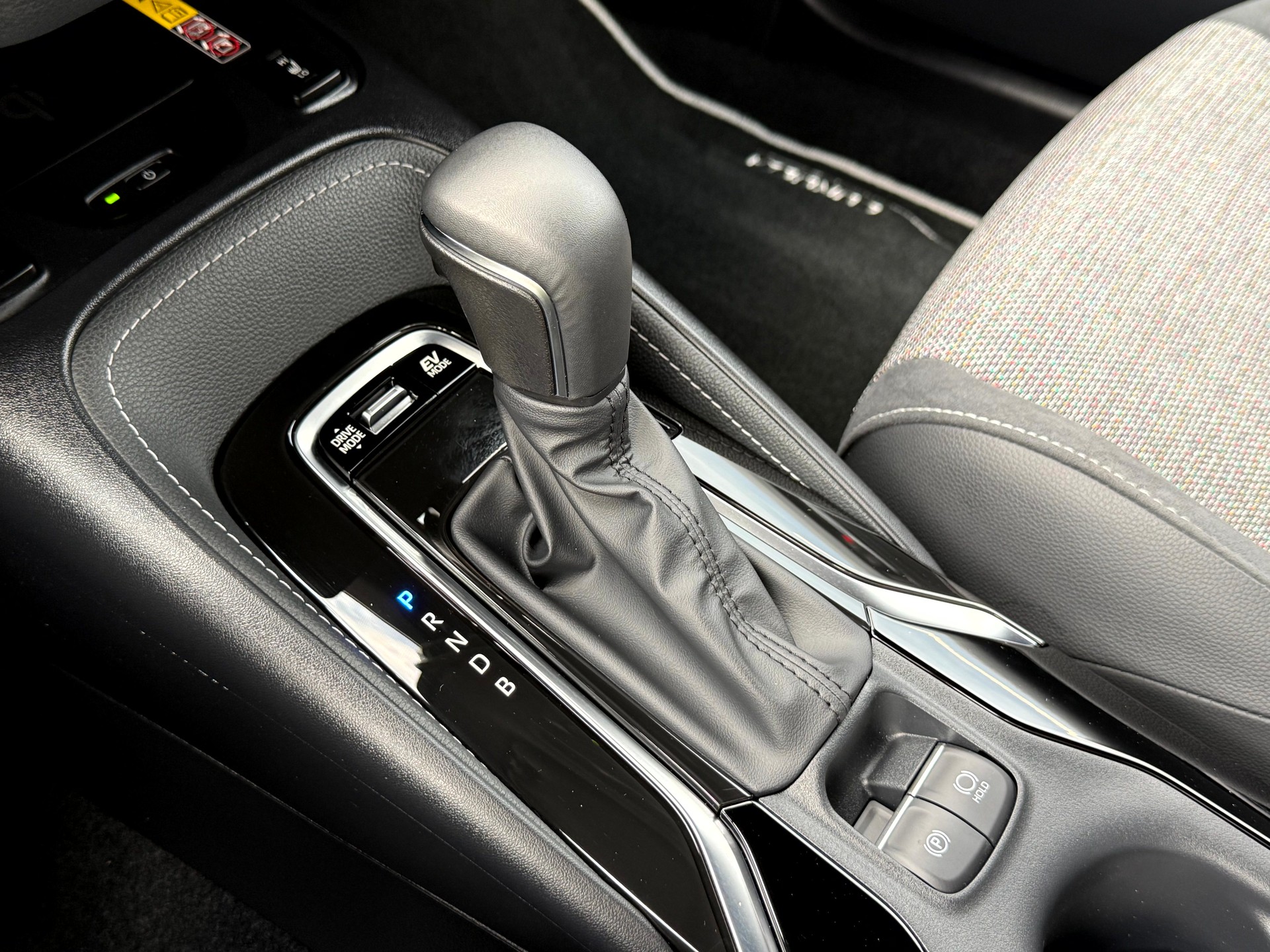 TOYOTA Corolla Touring Sports 1.8 HSD Trend e-CVT-image-20
