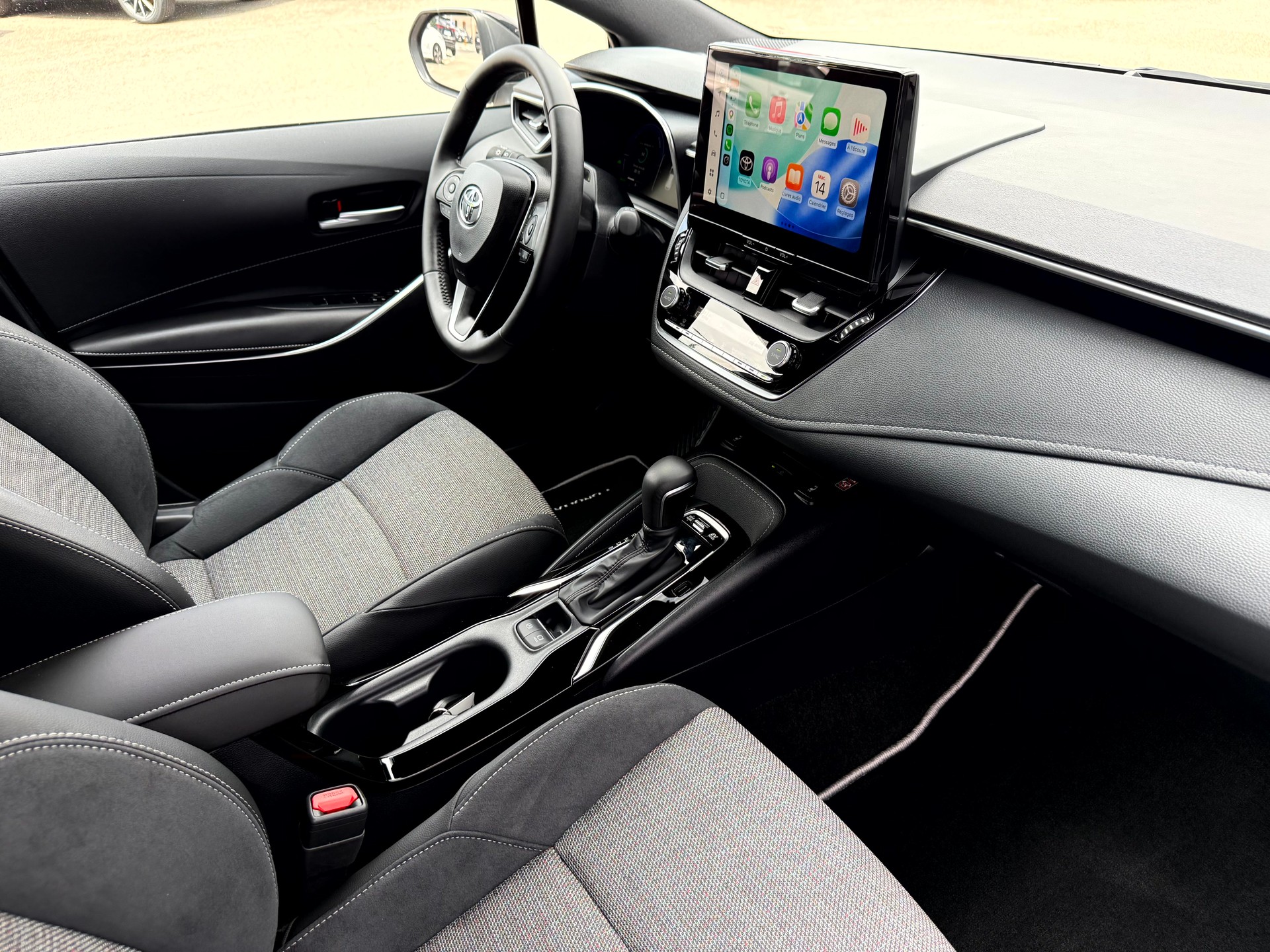 TOYOTA Corolla Touring Sports 1.8 HSD Trend e-CVT-image-13