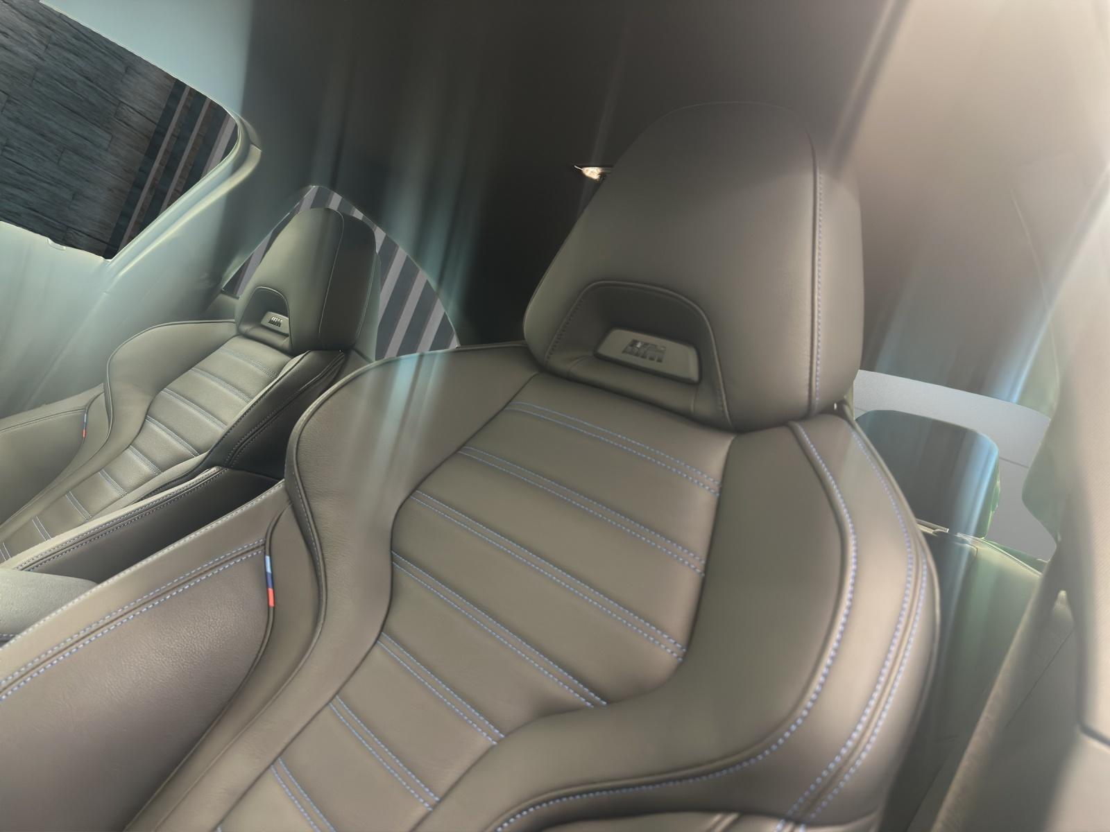 BMW M240i xDrive Coupé M Aerodynamikpaket-image-18
