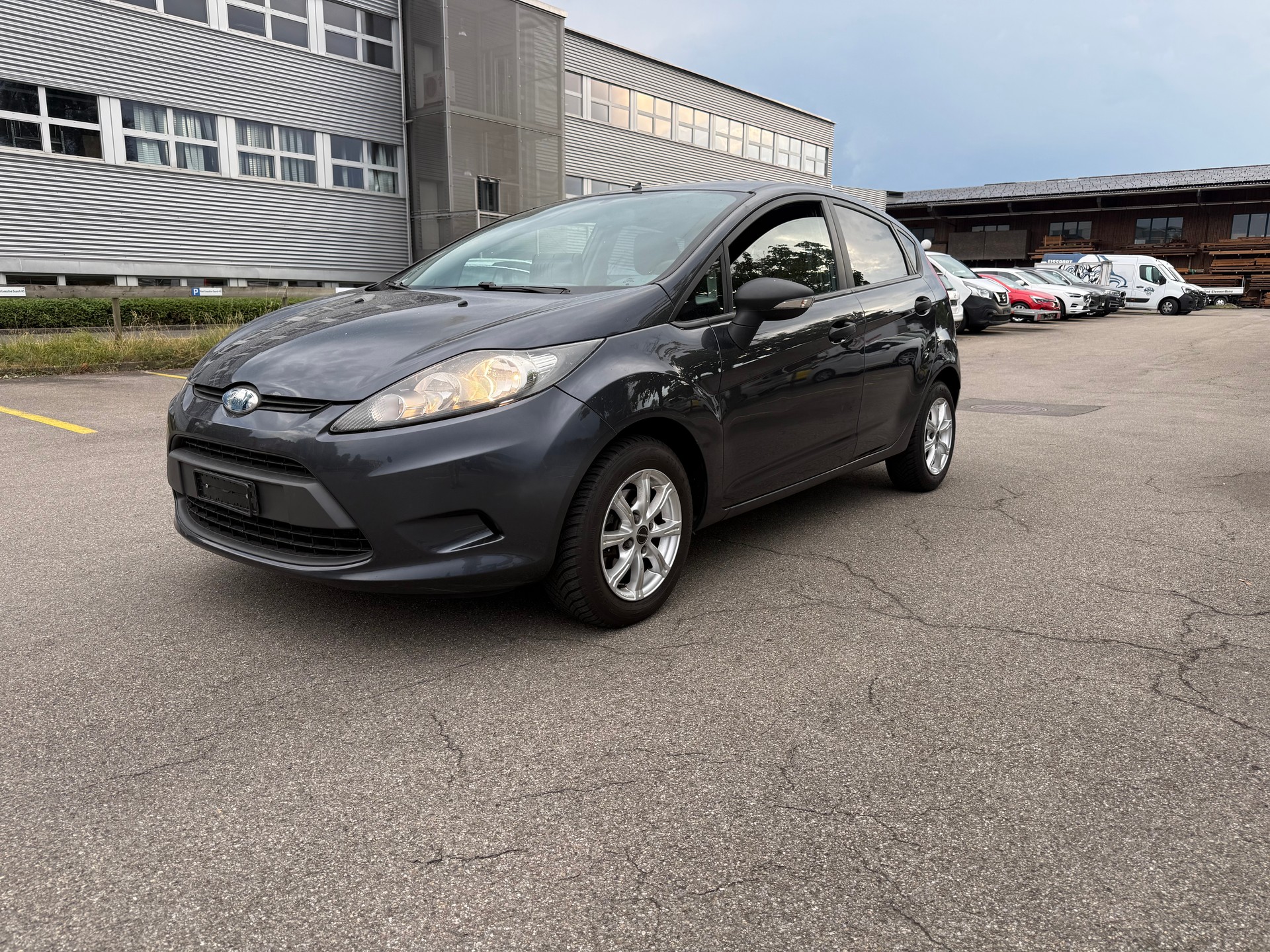 FORD Fiesta 1.25 16V Ambiente-image-0