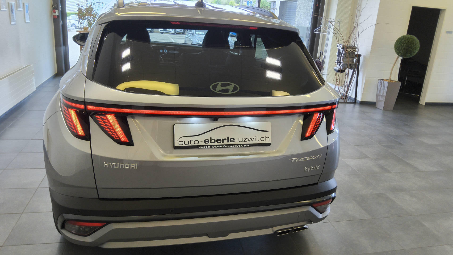 HYUNDAI Tucson 1.6 T-GDi HEV Amplia 4WD-image-5