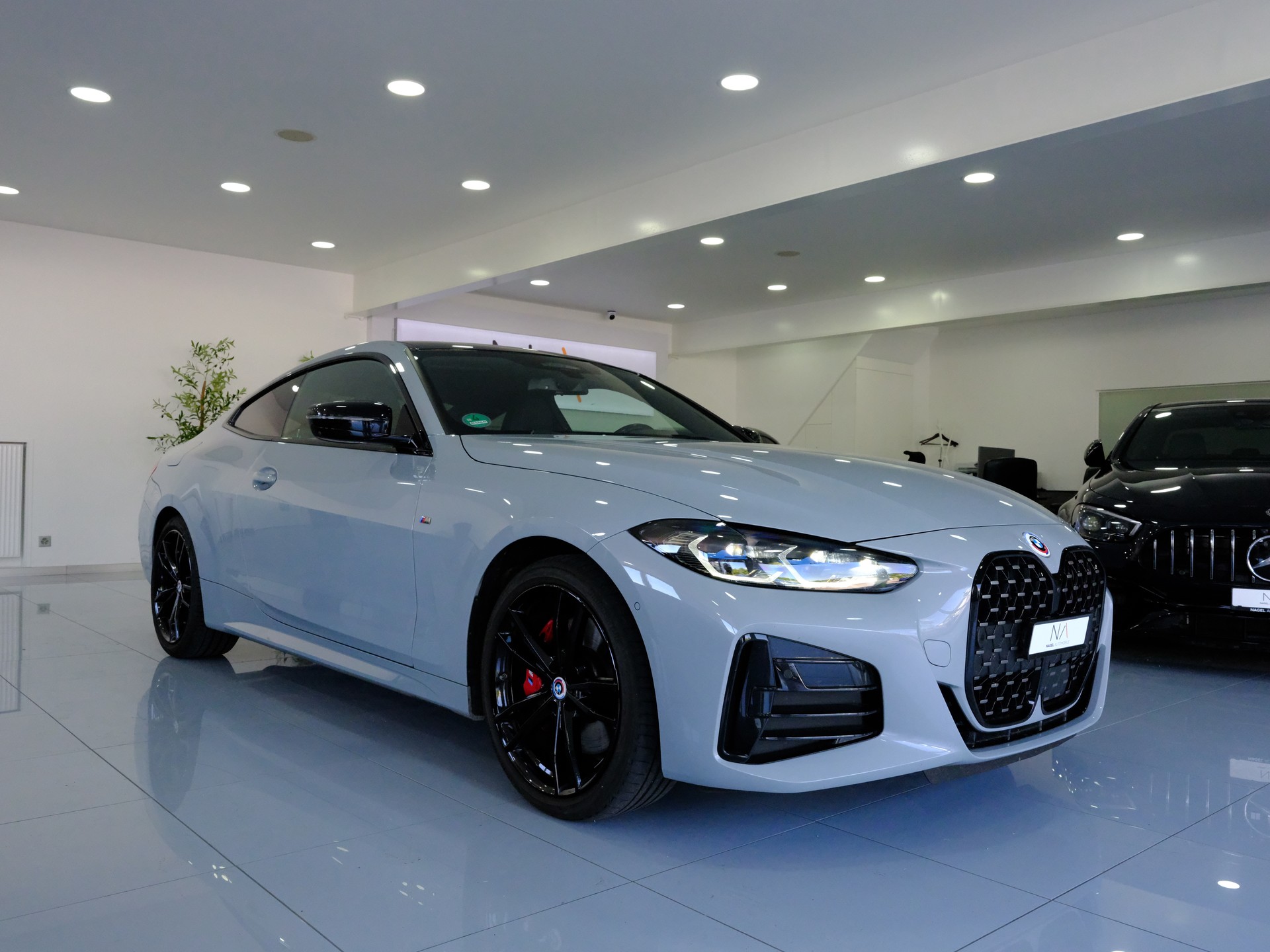 BMW M440i xDrive 48V Coupé Steptronic-showroom-element-1