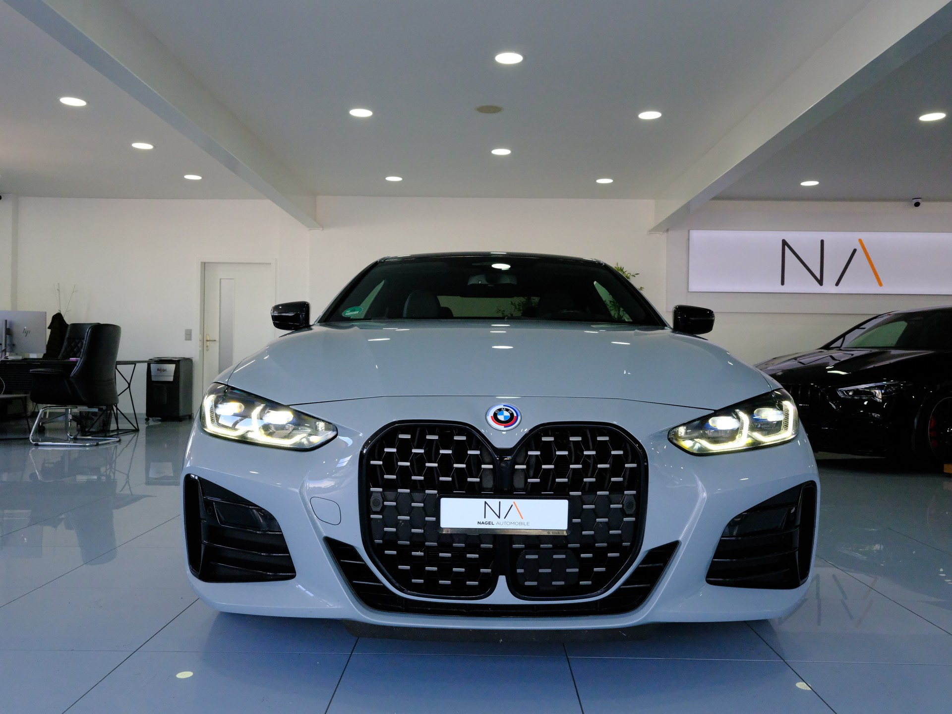 BMW M440i xDrive 48V Coupé Steptronic-showroom-element-2