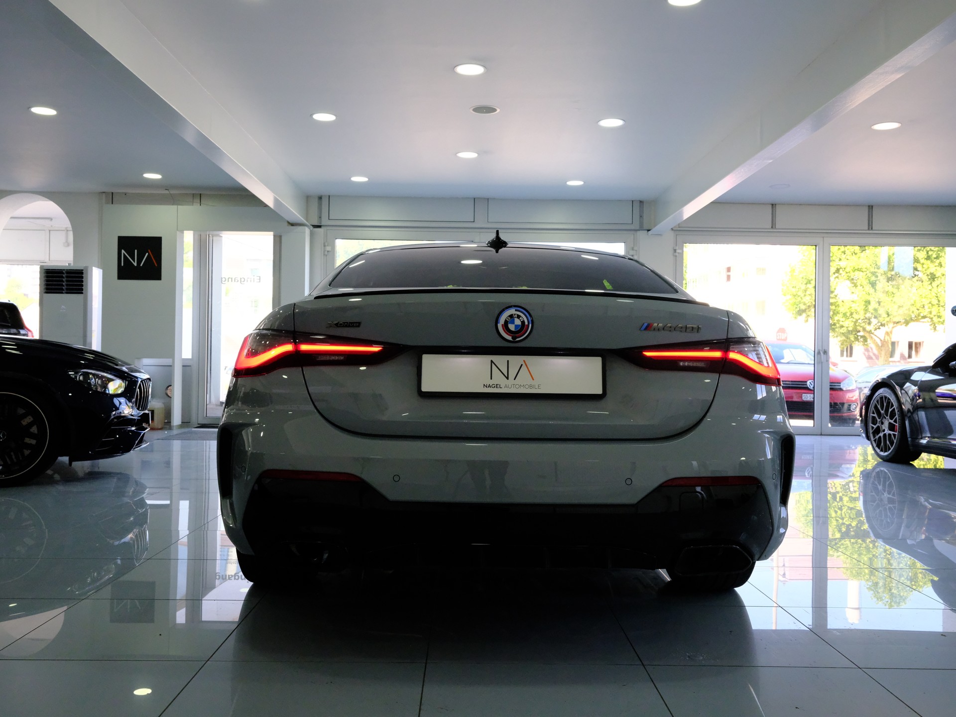 BMW M440i xDrive 48V Coupé Steptronic-image-5