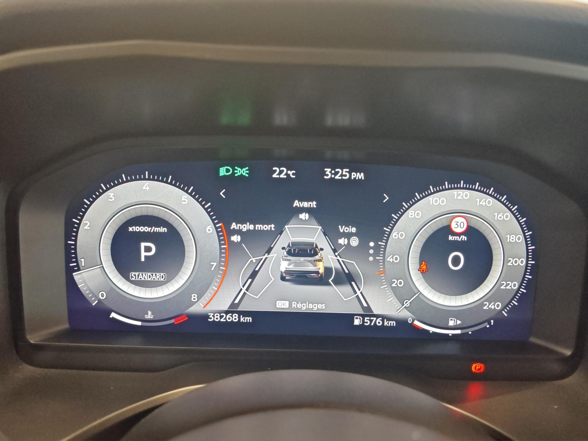 NISSAN Qashqai 1.3 DIG-T MHEV Tekna+ Xtronic 4x4-image-10