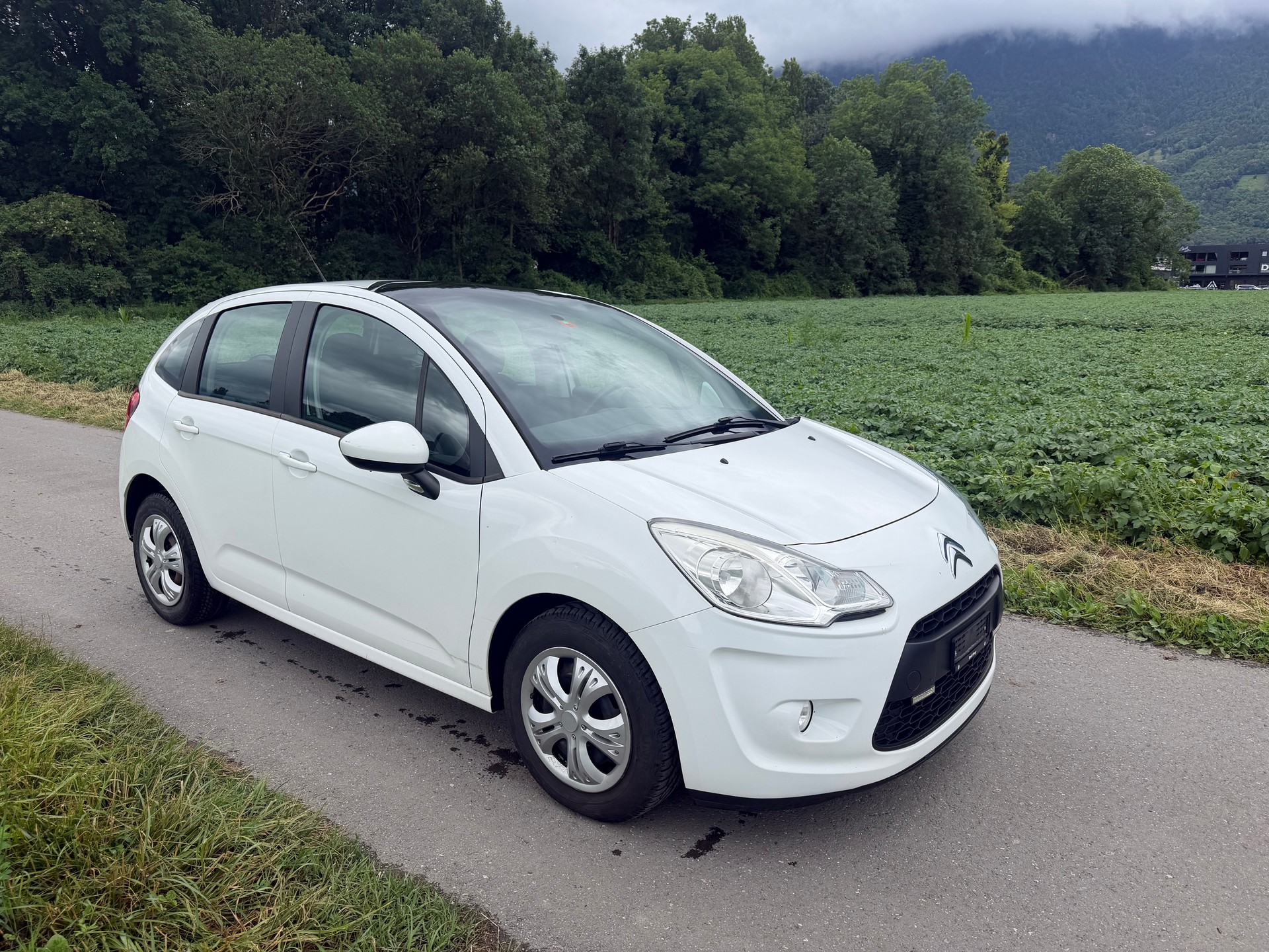 CITROEN C3 1.4i 16V Exclusive-image-2
