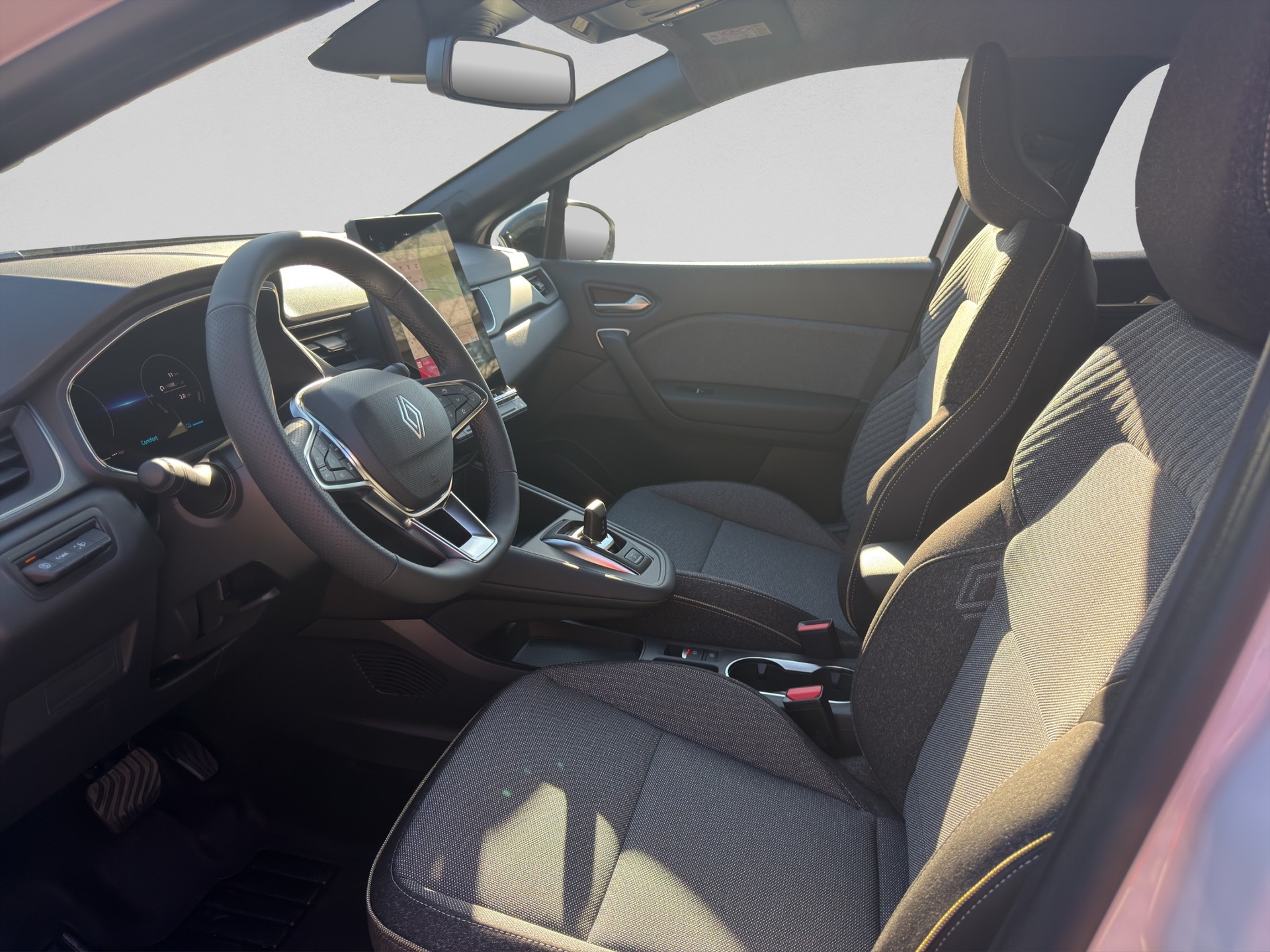 RENAULT Captur 1.8 E-Tech 160 Techno DHT-image-8