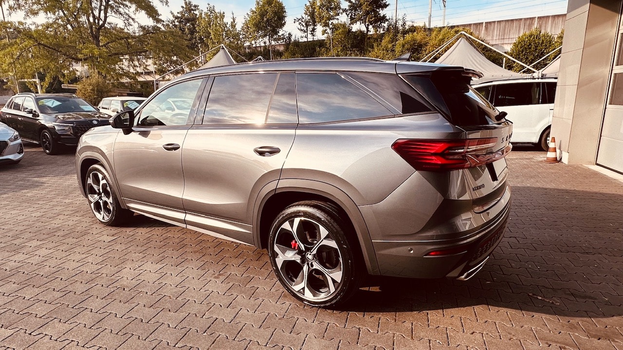 SKODA Kodiaq 2.0 TSI RS 4x4-image-12