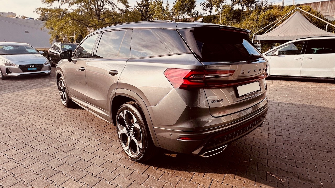 SKODA Kodiaq 2.0 TSI RS 4x4-image-11