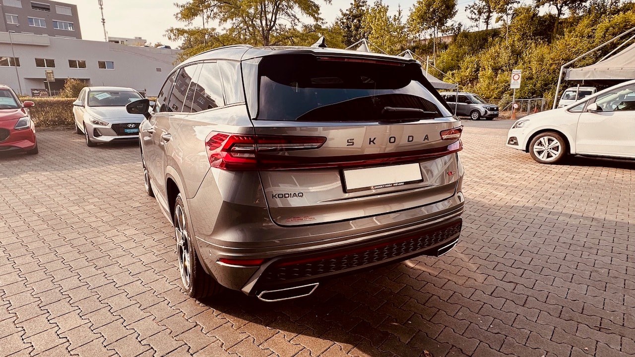 SKODA Kodiaq 2.0 TSI RS 4x4-image-10