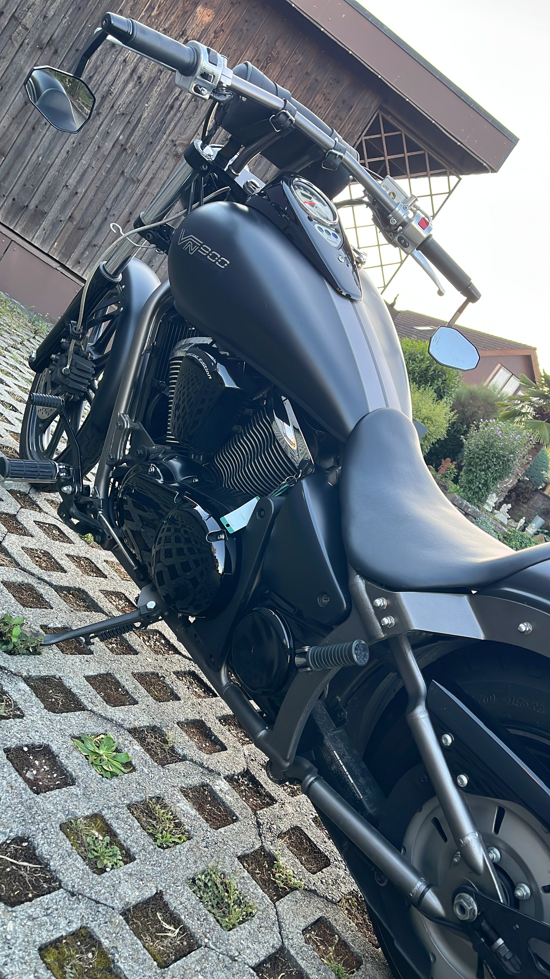 KAWASAKI VN 900 Custom-image-6