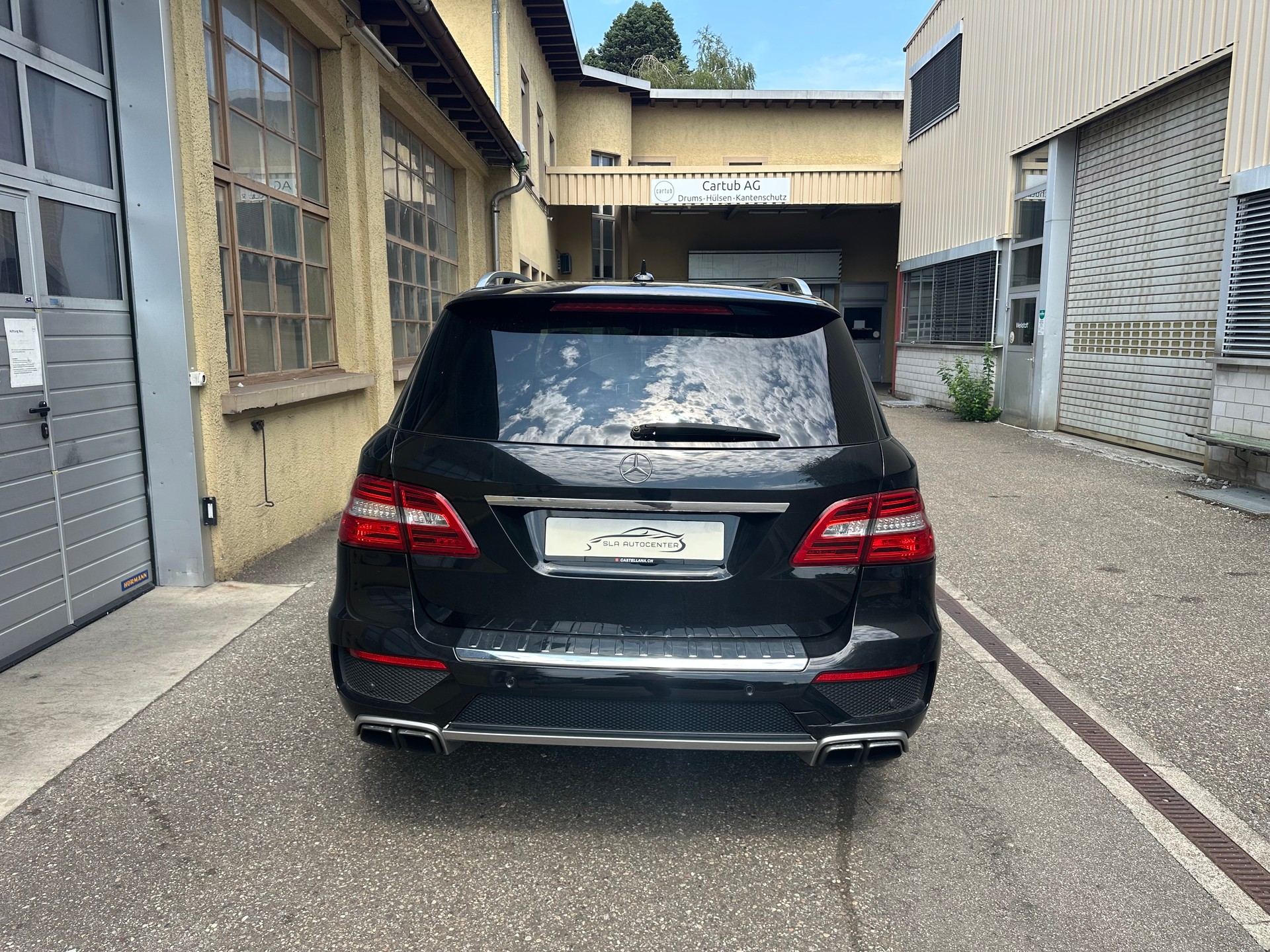 MERCEDES-BENZ ML 63 AMG Executive 4Matic Speedshift-image-5