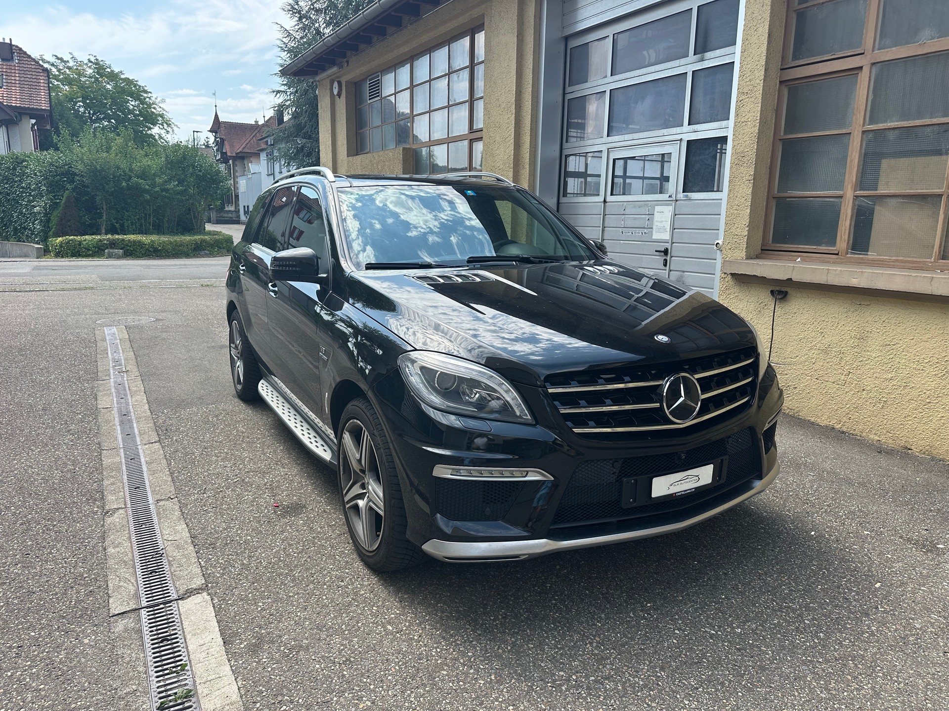 MERCEDES-BENZ ML 63 AMG Executive 4Matic Speedshift-image-2