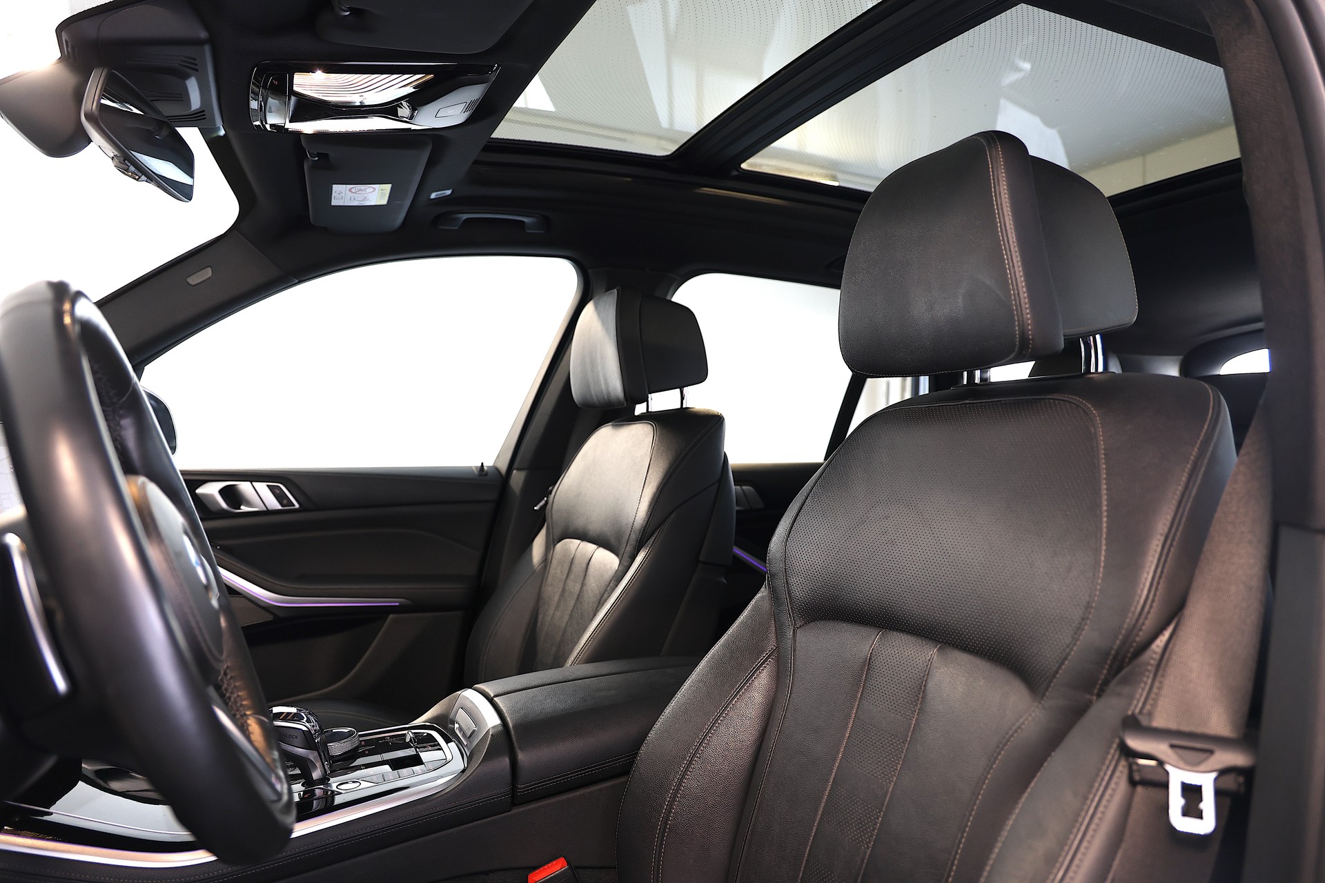 BMW X5 40i xDrive SAG-image-6