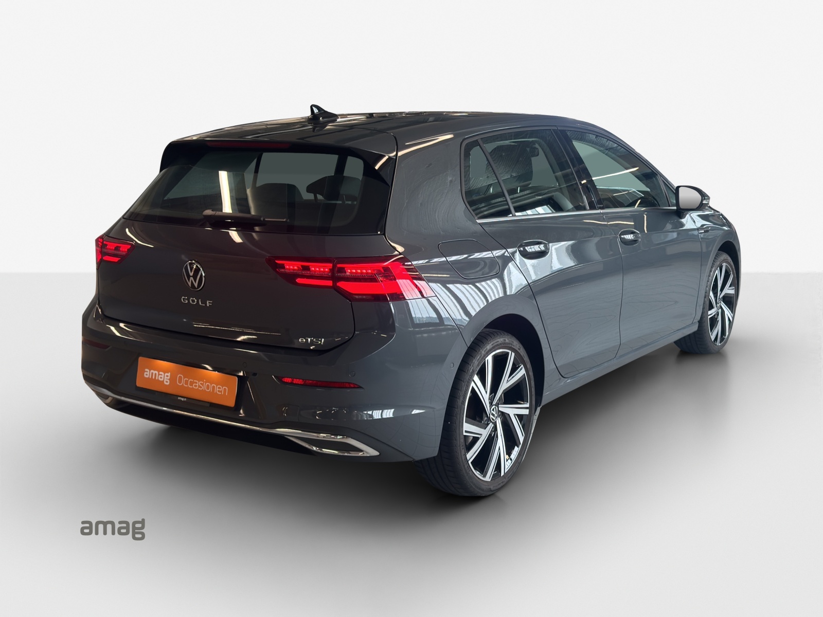VW Golf 1.5 eTSI mHEV ACT Style DSG-image-4