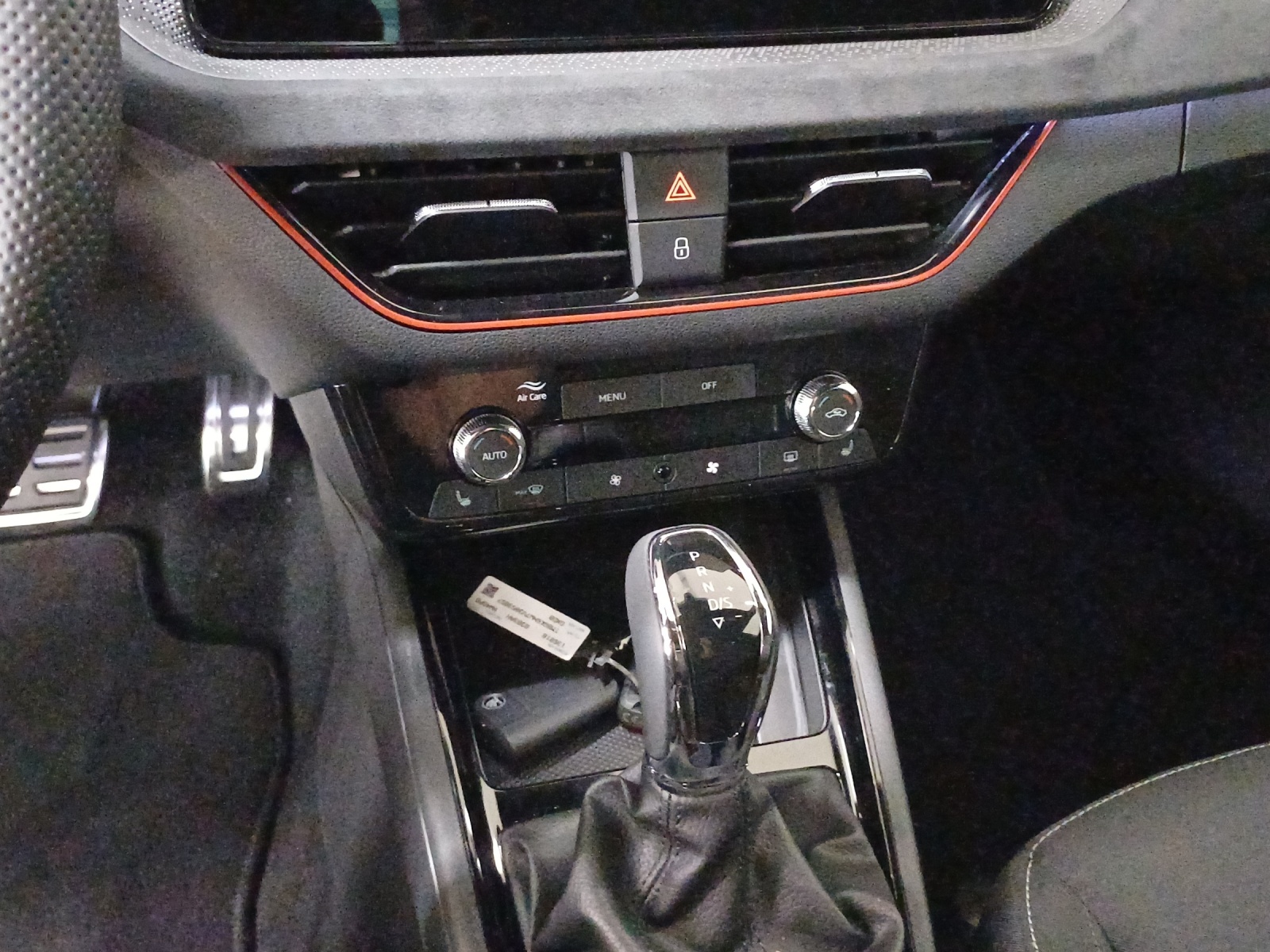 SKODA Kamiq 1.5 TSI Dynamic DSG-image-10