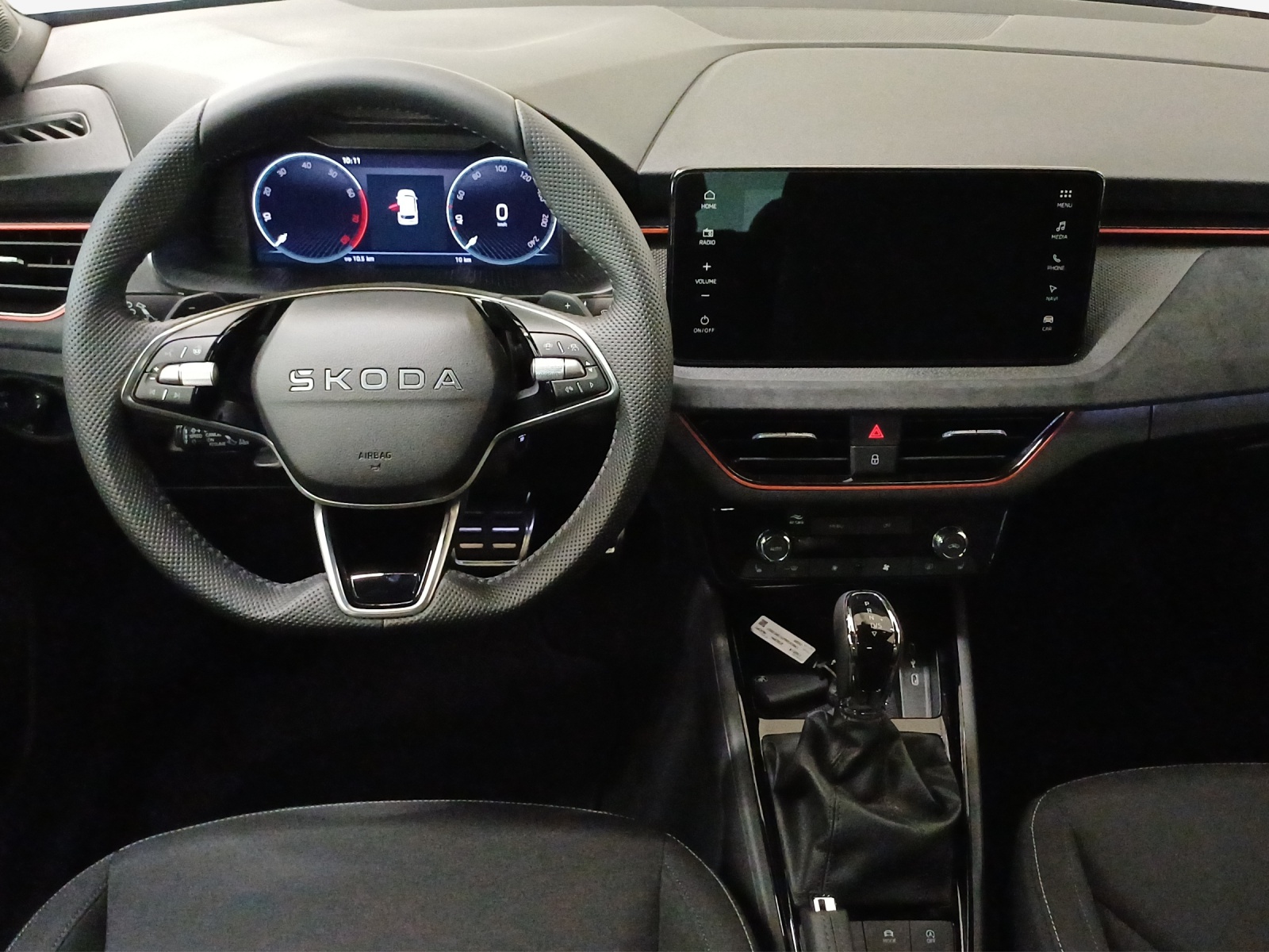 SKODA Kamiq 1.5 TSI Dynamic DSG-image-8