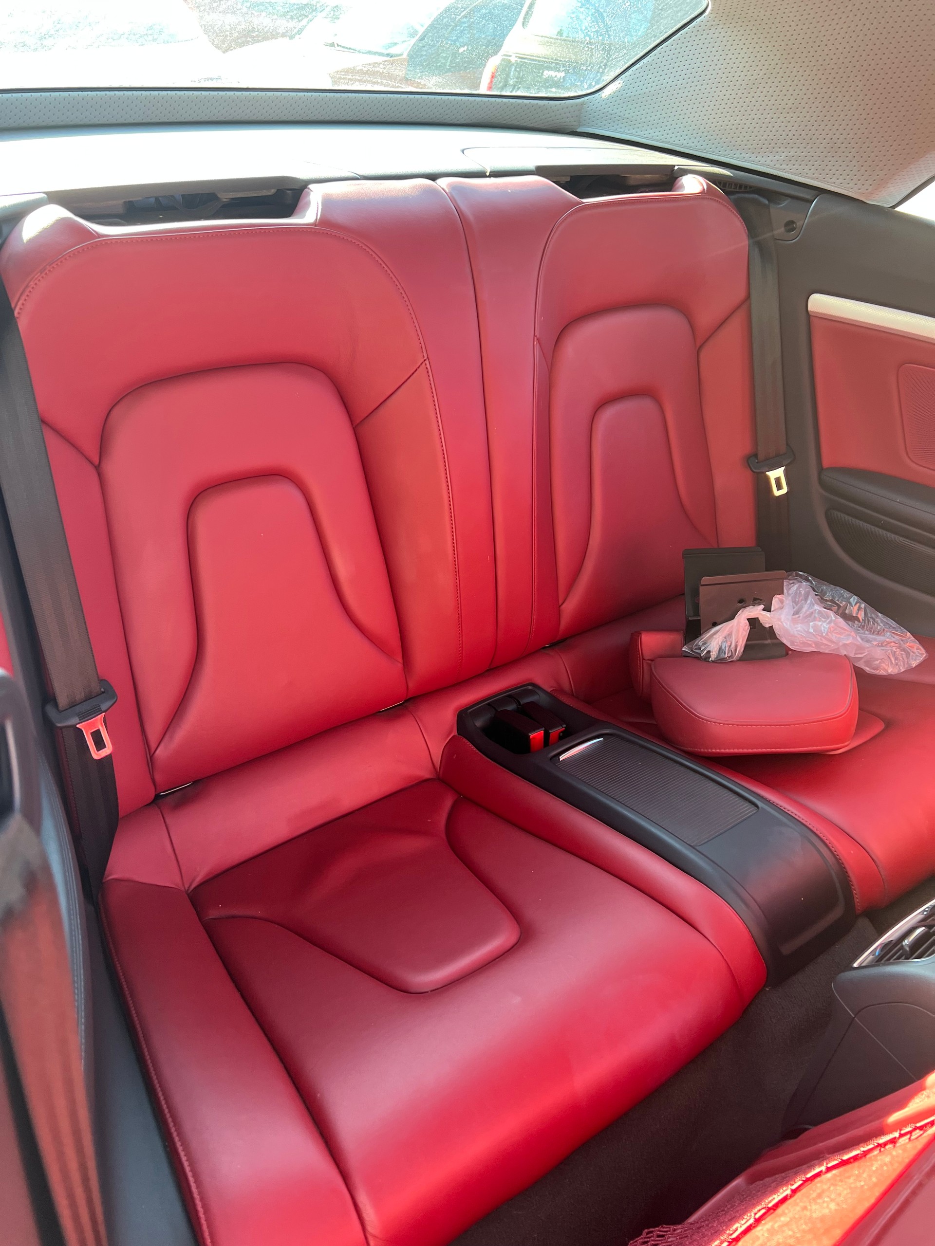AUDI A5 Cabriolet 3.0 TDI quattro S-tronic-image-9