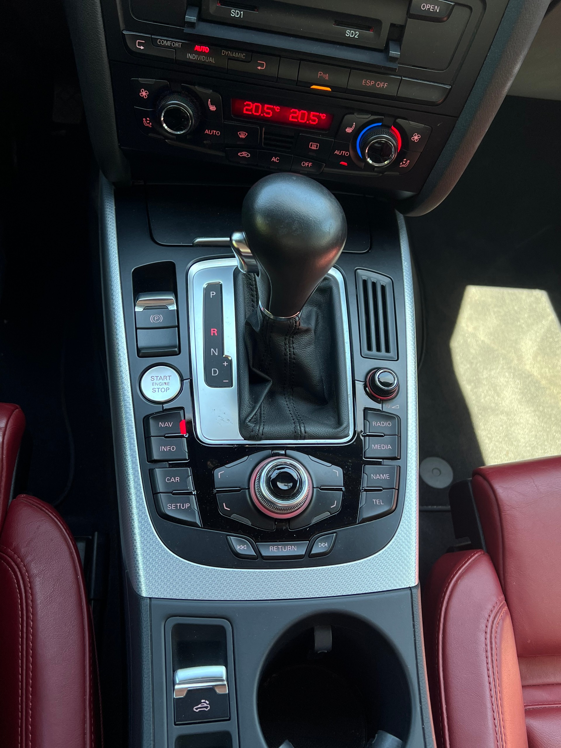 AUDI A5 Cabriolet 3.0 TDI quattro S-tronic-image-7