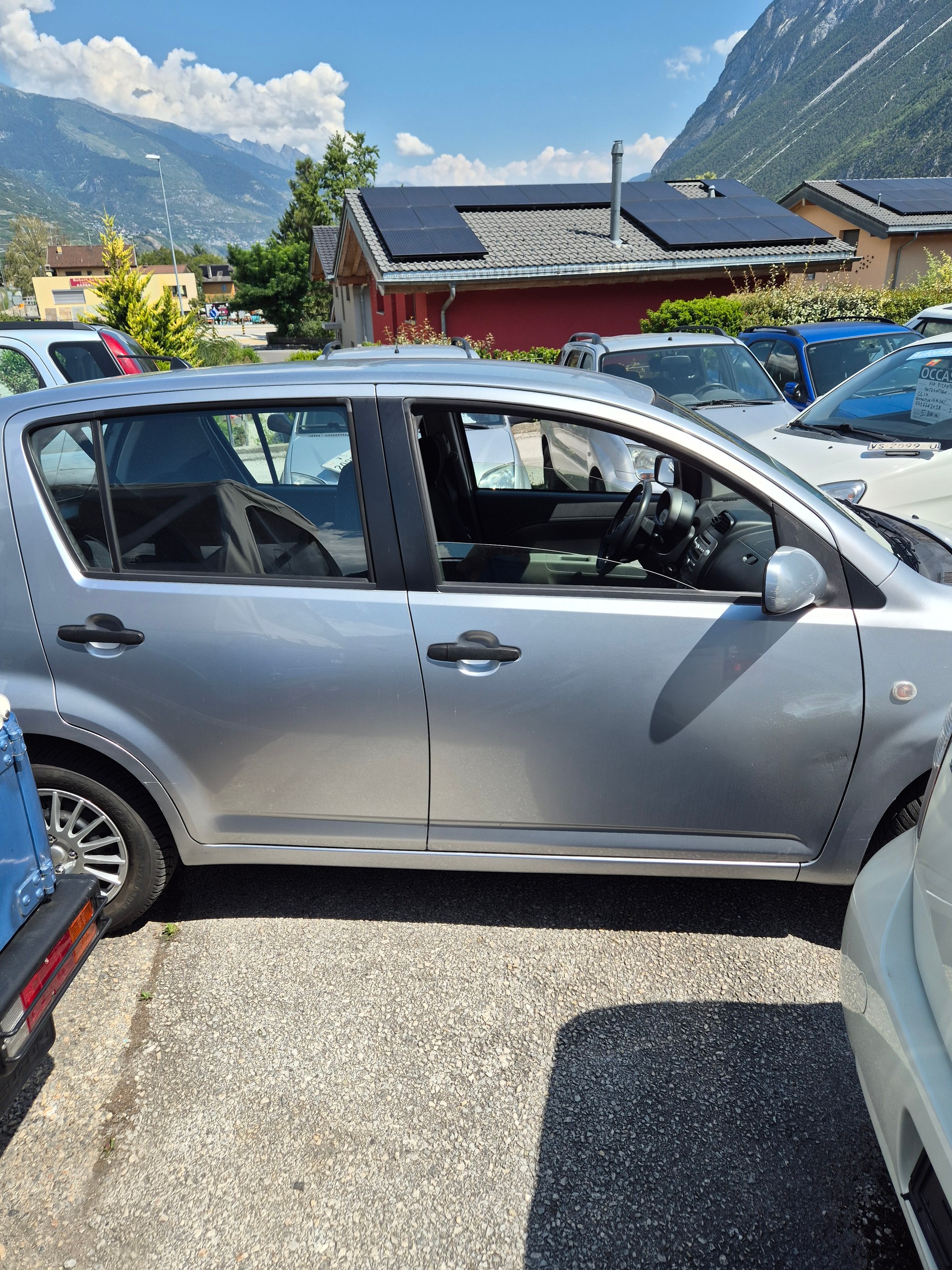 DAIHATSU Sirion 1.3 eco-4WD Automatic-image-6