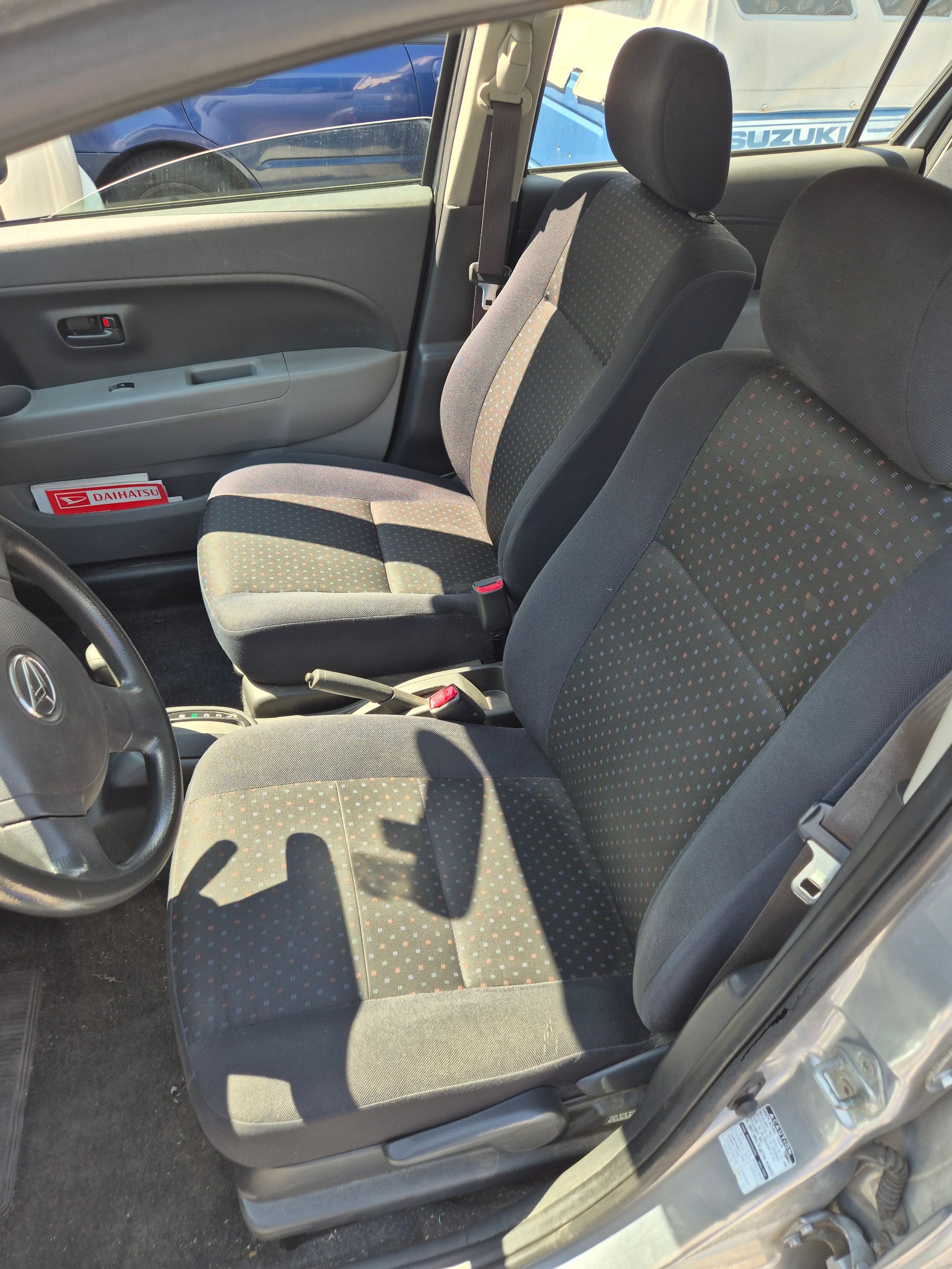 DAIHATSU Sirion 1.3 eco-4WD Automatic-image-12