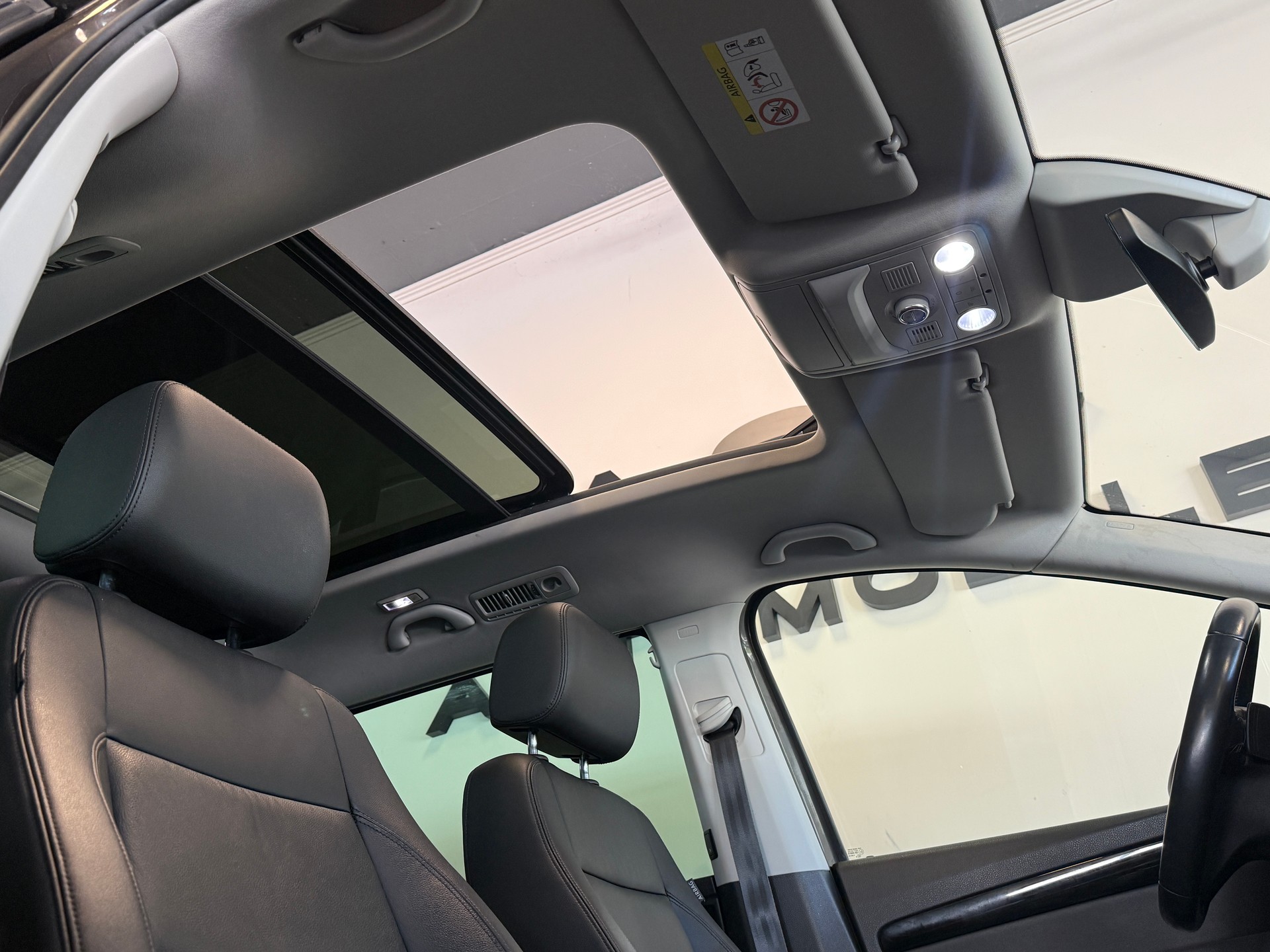 SEAT Alhambra 2.0 TDI DSG Style 7-Platz *Panoramadach & Leder*-image-15